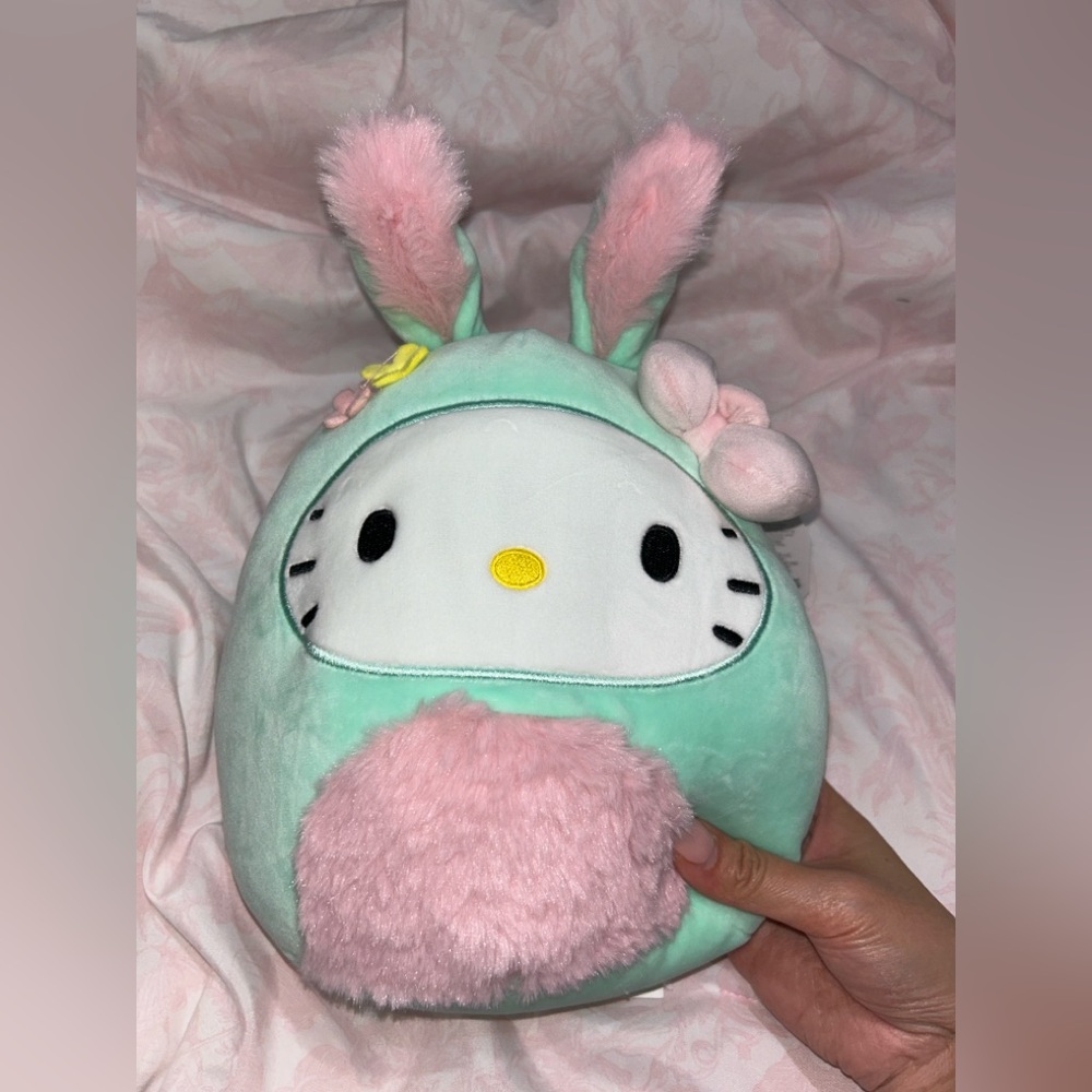Cute HELLO KITTY SQUISHMALLOWS Mint Green and Pink Plush Toy EASTER